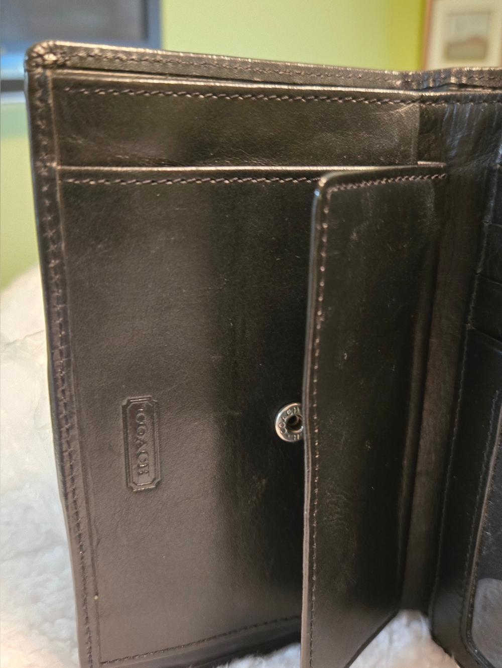 Coach Black Leather, Signature Jacquard Fabric Wallet, Trifold Snap Closure - Picture 11 of 15